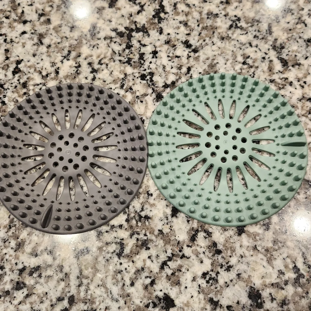 2 NWOT Hair Catchers Shower Drain Stoppers Durable Silicone Shower Drain Covers